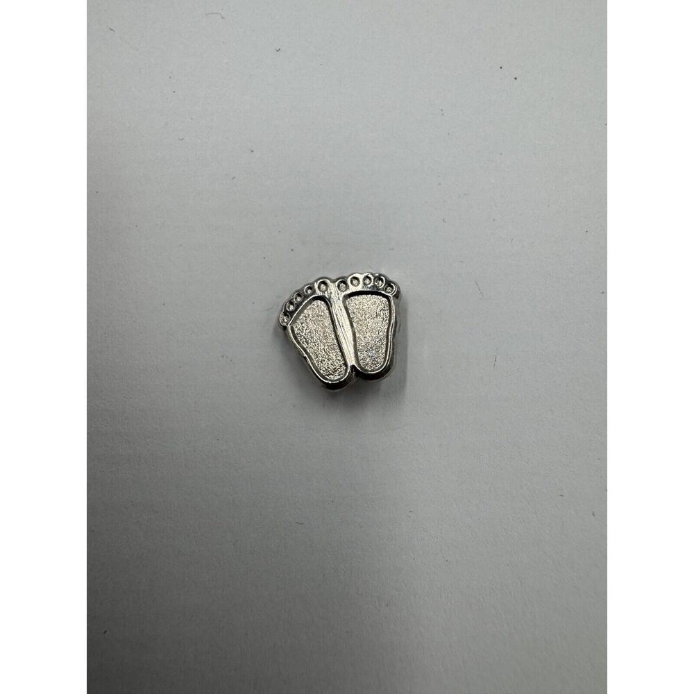 VINTAGE Silver Colored Tiny Baby Feet Lapel Pin